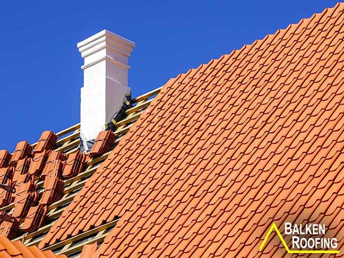 Only Professional Contactors Avoid These Tile Roofing Mistakes