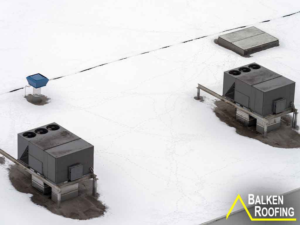 Ways to Protect Commercial Roofs From Harsh Winter Weather